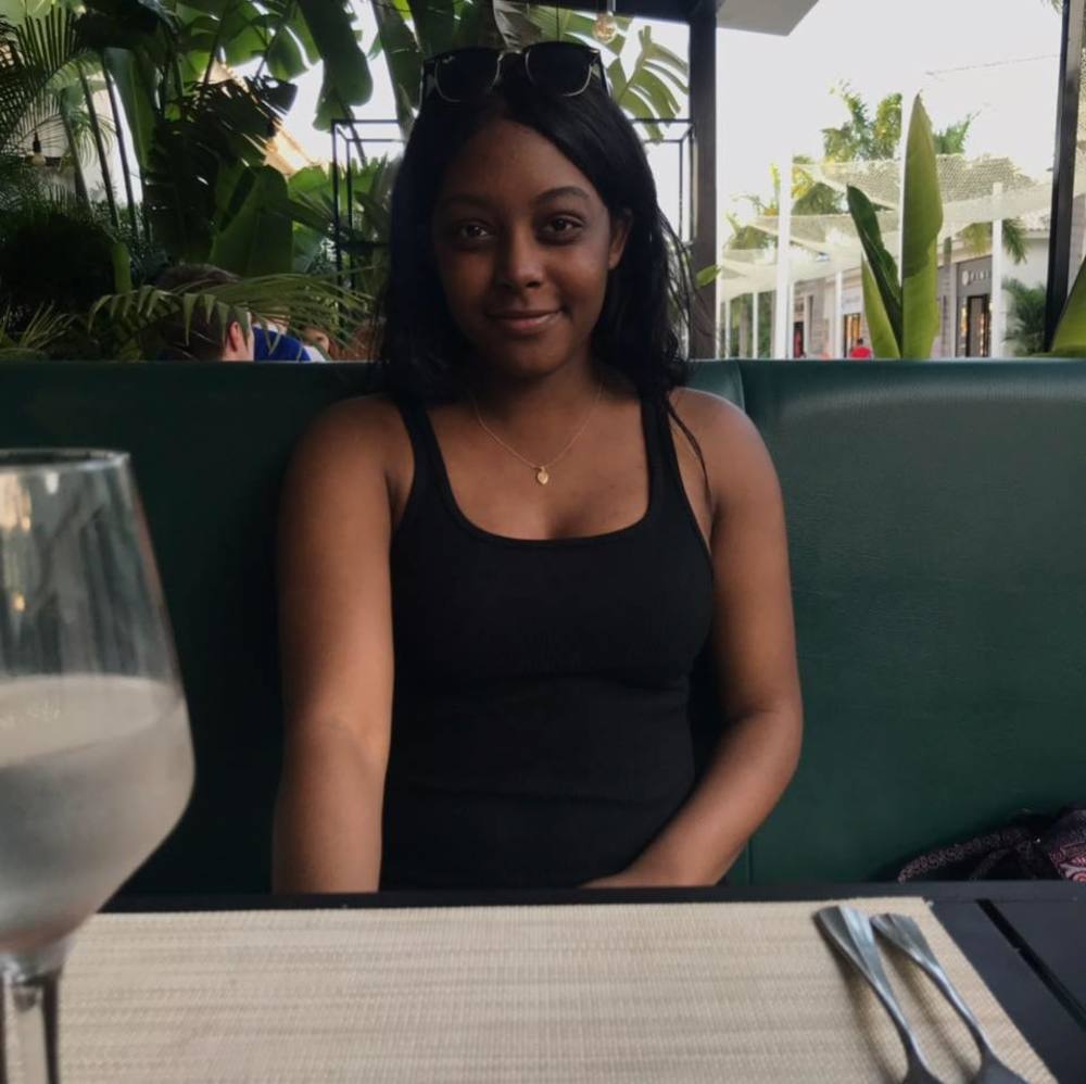 Meet your Posher, Mikayla